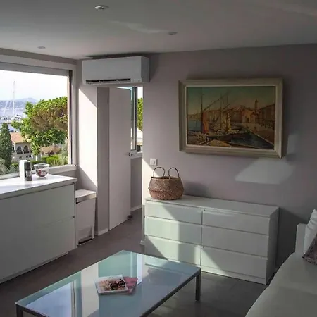 Serenite Marines ‣incredible Sea View Apartmán
