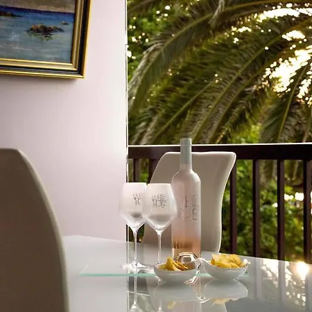 Serenite Marines ‣incredible Sea View Apartment